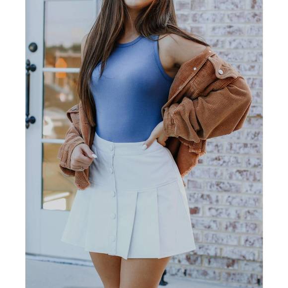 NEW LE LIS high school sweetheart skirt in white - Picture 9 of 9